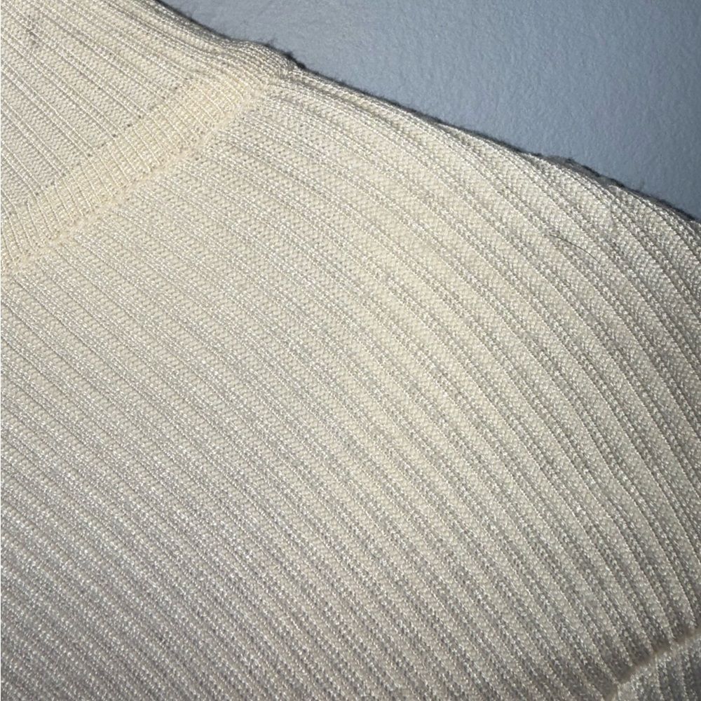 525 America Women’s Mockneck Keyhole Pullover Sweater in Chalk Size Large NWT - Picture 8 of 11